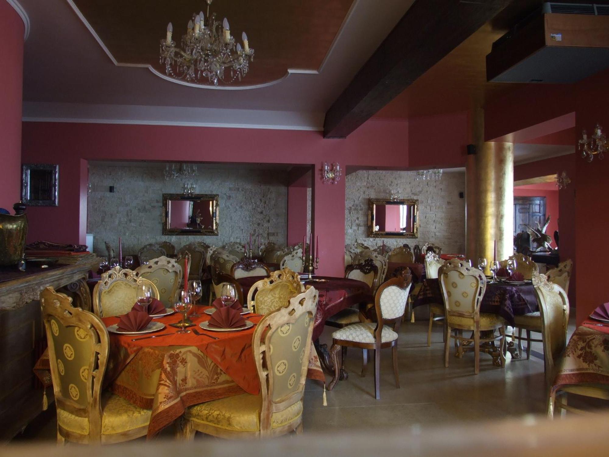 Hotel Royal Zalău Exteriér fotografie