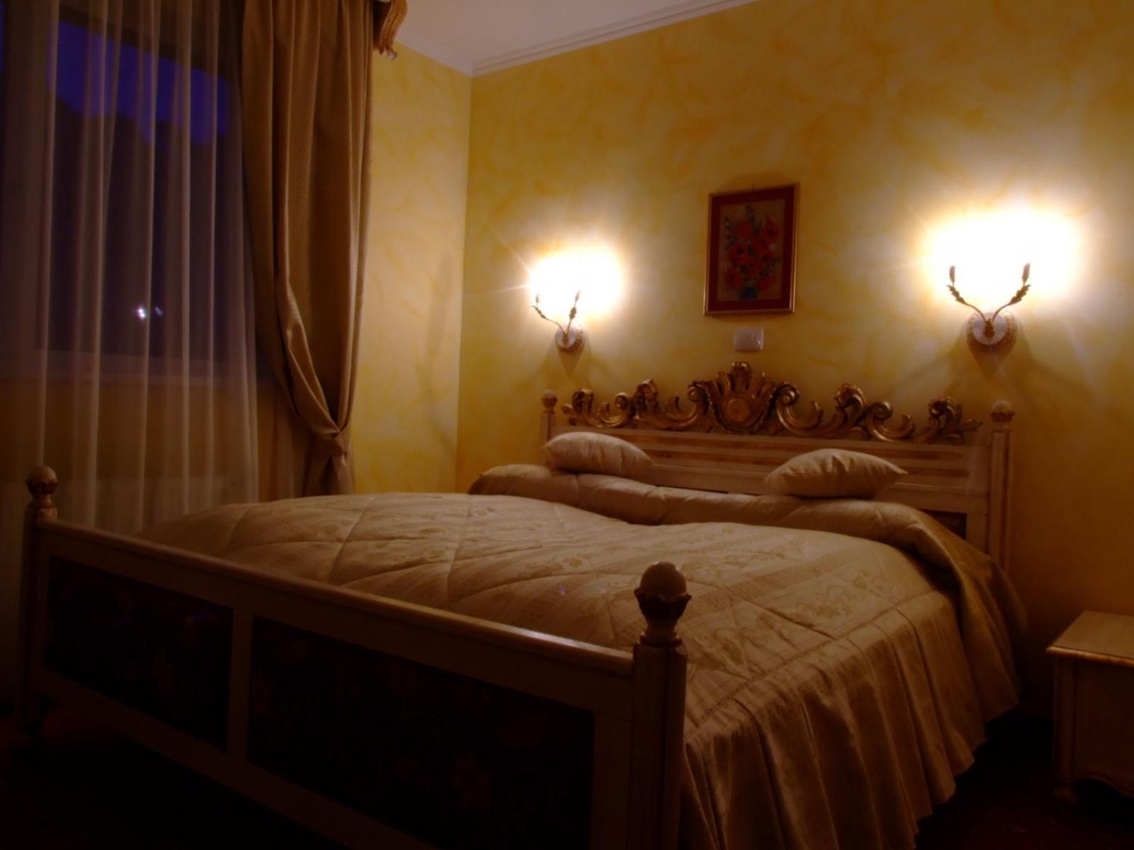 Hotel Royal Zalău Exteriér fotografie