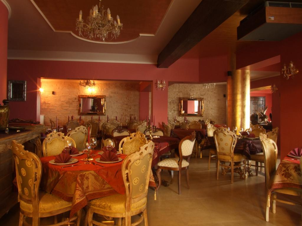 Hotel Royal Zalău Exteriér fotografie